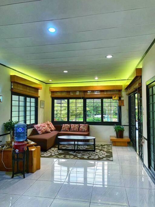 Designer Villa Osaka Puncak Exteriér fotografie