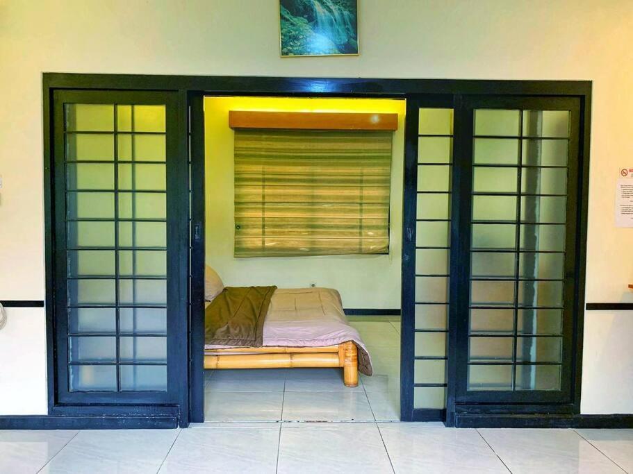 Designer Villa Osaka Puncak Exteriér fotografie