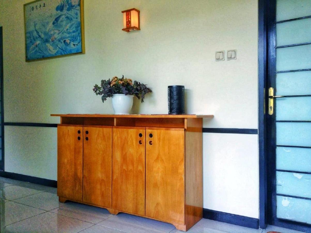 Designer Villa Osaka Puncak Exteriér fotografie
