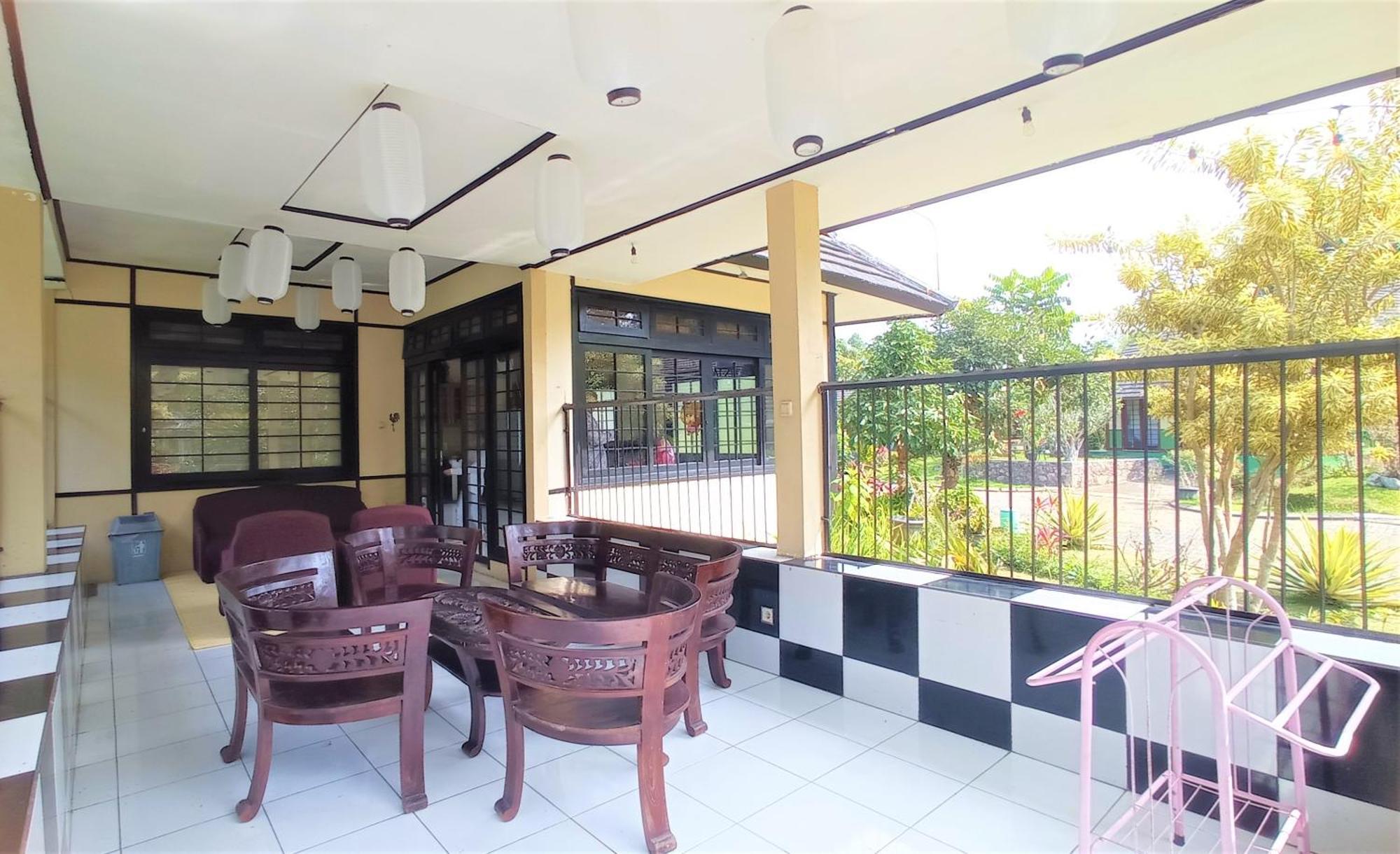Designer Villa Osaka Puncak Exteriér fotografie
